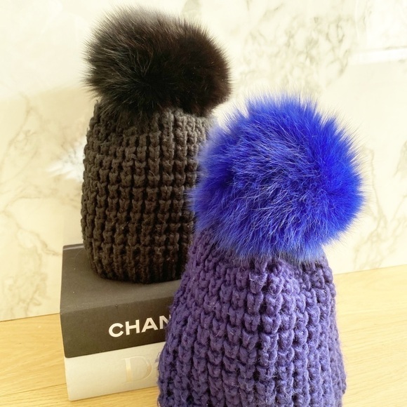 fur Pom Pom knit toques From Kyi Kyi and Skas Fifth Avenue - Picture 2 of 6